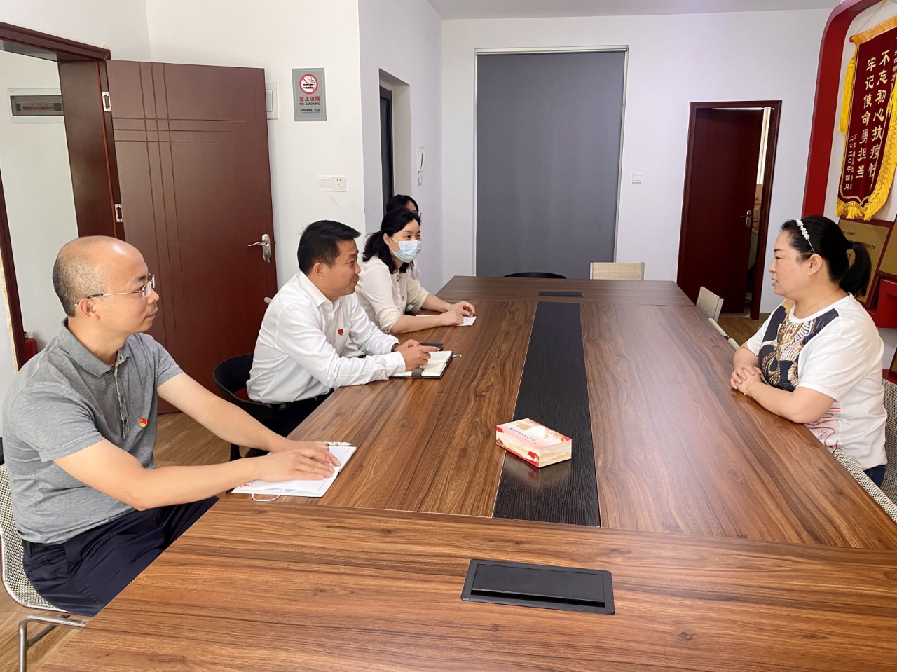 下基層察民情解民憂暖民心丨結(jié)對(duì)共建辦實(shí)事，社企聯(lián)動(dòng)解難題