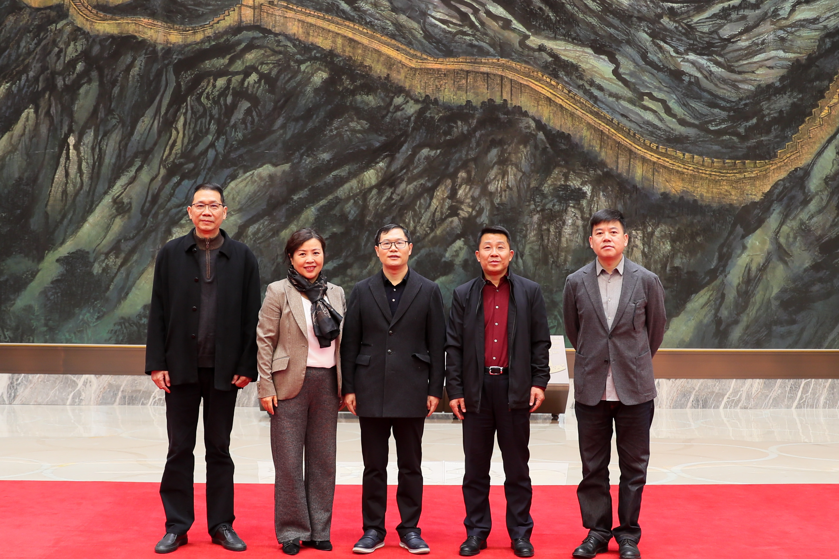 省文聯(lián)黨組書記、常務(wù)副主席張士軍一行參觀考察 中國車谷國際體育文化交流中心