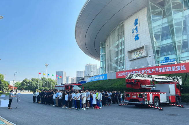 以練為戰(zhàn)，防患未“燃”｜公司開展“安全生產(chǎn)月”消防實(shí)戰(zhàn)演練