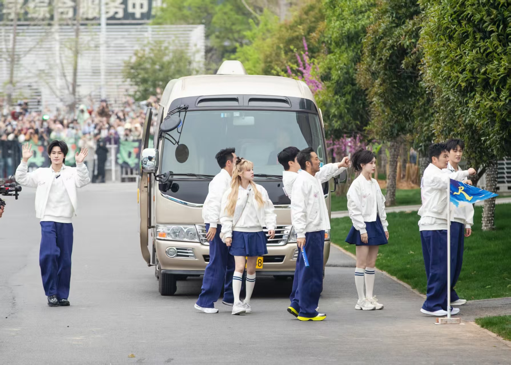 這周，感覺半個娛樂圈都來武漢體育中心了！