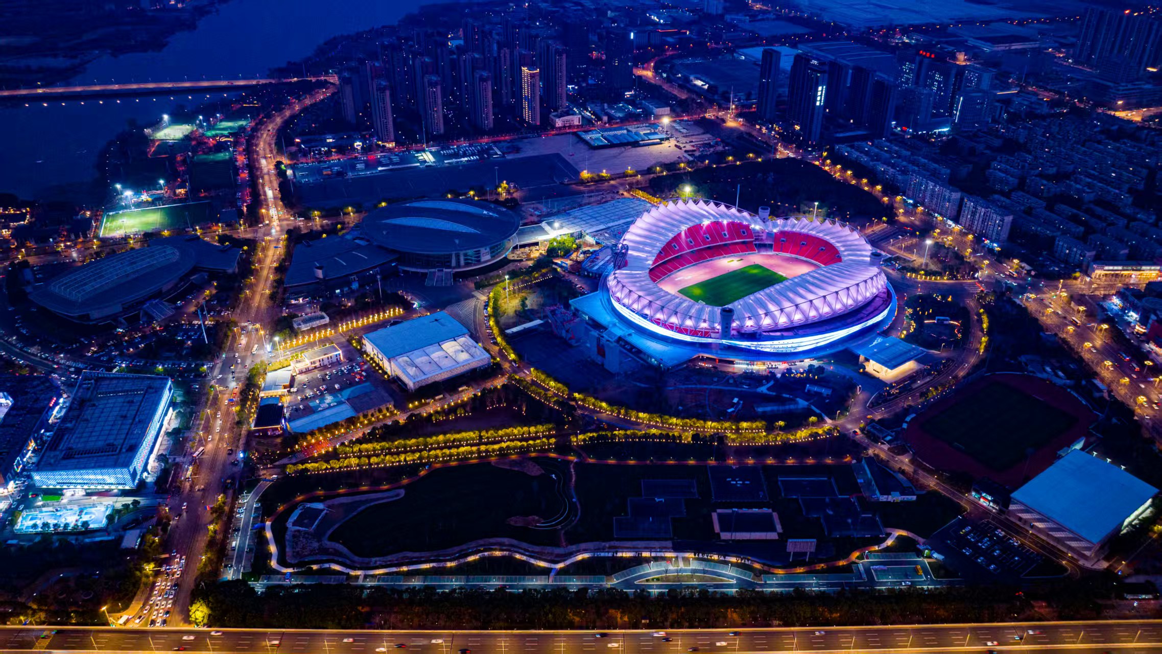 首屆女足亞冠四強(qiáng)賽落戶中國車谷·武漢體育中心，武漢車谷江大女足主場沖擊亞洲冠軍！