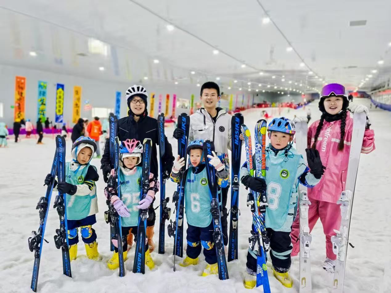 輪滑開學(xué)季 | 讓童年在地面飛翔