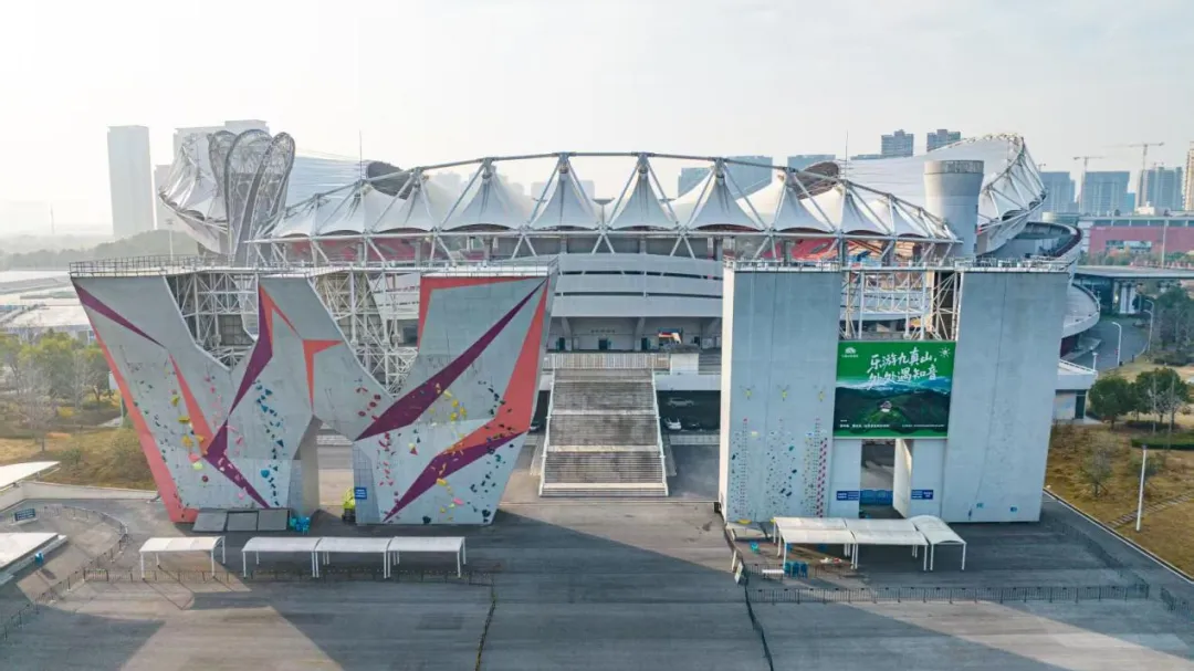 【陽(yáng)光體育】解鎖垂直童年！攀巖啟蒙班，讓娃在攀登中變強(qiáng)