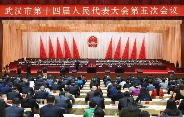 2020政府工作報告新鮮出爐，透露出這些重大信息！(圖1)