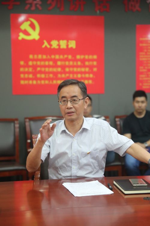 武漢體育中心組織開展 “七一”專題“支部主題黨日”活動(圖8) 武漢體育中心組織開展 “七一”專題“支部主題黨日”活動(圖8)