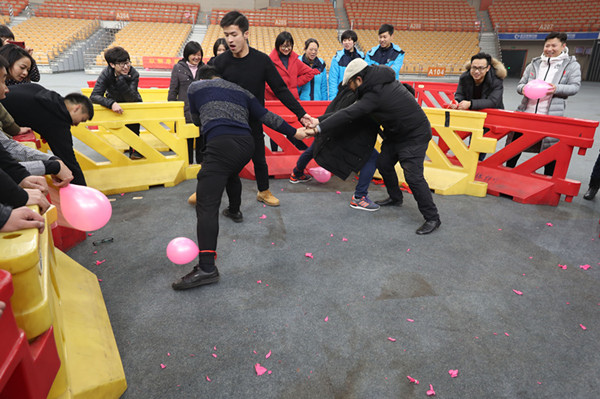 武漢體育中心開展2018年職工健身周活動(圖1) 武漢體育中心開展2018年職工健身周活動(圖1)
