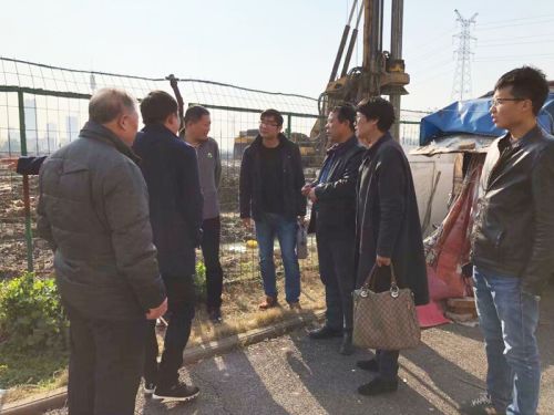 【紅色物業(yè)】蔡甸三方聯(lián)動 紅色物業(yè)”更貼民心(圖1) 【紅色物業(yè)】蔡甸三方聯(lián)動 紅色物業(yè)”更貼民心(圖1)