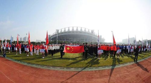 東風鴻泰運動會在體育中心舉辦(圖1) 東風鴻泰運動會在體育中心舉辦(圖1)