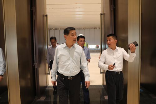 彭浩考察武漢體育中心體育場(圖3) 彭浩考察武漢體育中心體育場(圖3)