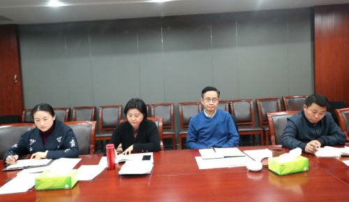 馮愛明參加指導(dǎo)公司領(lǐng)導(dǎo)班子民主生活會(huì)(圖2) 馮愛明參加指導(dǎo)公司領(lǐng)導(dǎo)班子民主生活會(huì)(圖2)