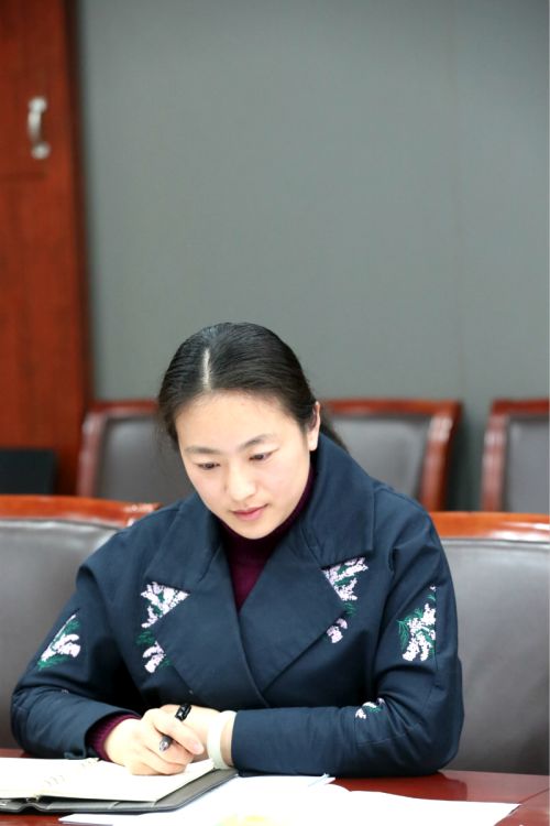 馮愛明參加指導(dǎo)公司領(lǐng)導(dǎo)班子民主生活會(huì)(圖7) 馮愛明參加指導(dǎo)公司領(lǐng)導(dǎo)班子民主生活會(huì)(圖7)