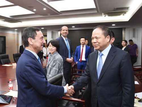 全球最頂尖汽車賽事“勒芒24小時(shí)耐力賽” 明年來我區(qū)開跑(圖1) 全球最頂尖汽車賽事“勒芒24小時(shí)耐力賽” 明年來我區(qū)開跑(圖1)