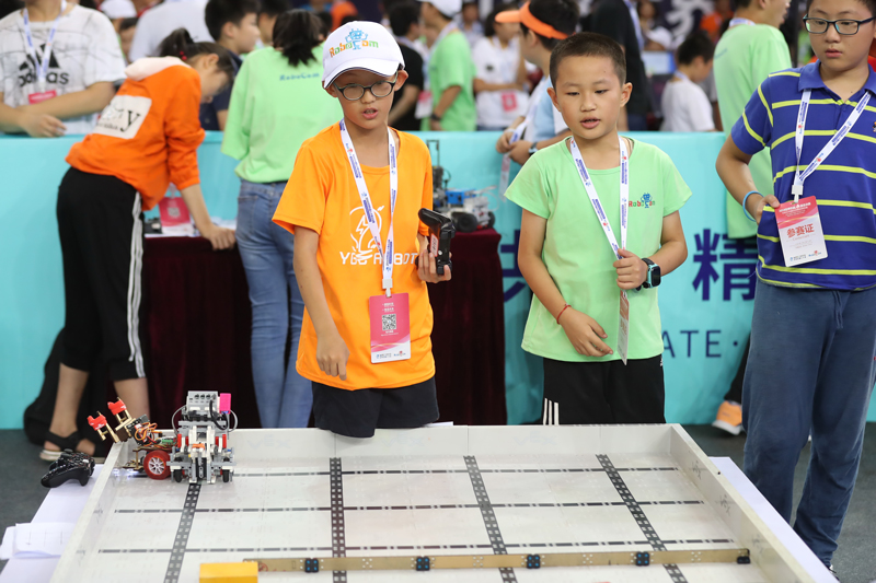 2018世界機(jī)器人大賽圓滿(mǎn)落幕  共誕生36支冠軍隊(duì)伍(圖4)