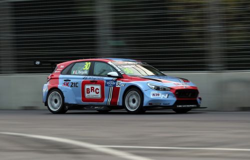 6天吸引10萬觀眾現(xiàn)場觀看 精彩“鐵馬”在武漢體育中心閉幕(圖11) 6天吸引10萬觀眾現(xiàn)場觀看 精彩“鐵馬”在武漢體育中心閉幕(圖11)