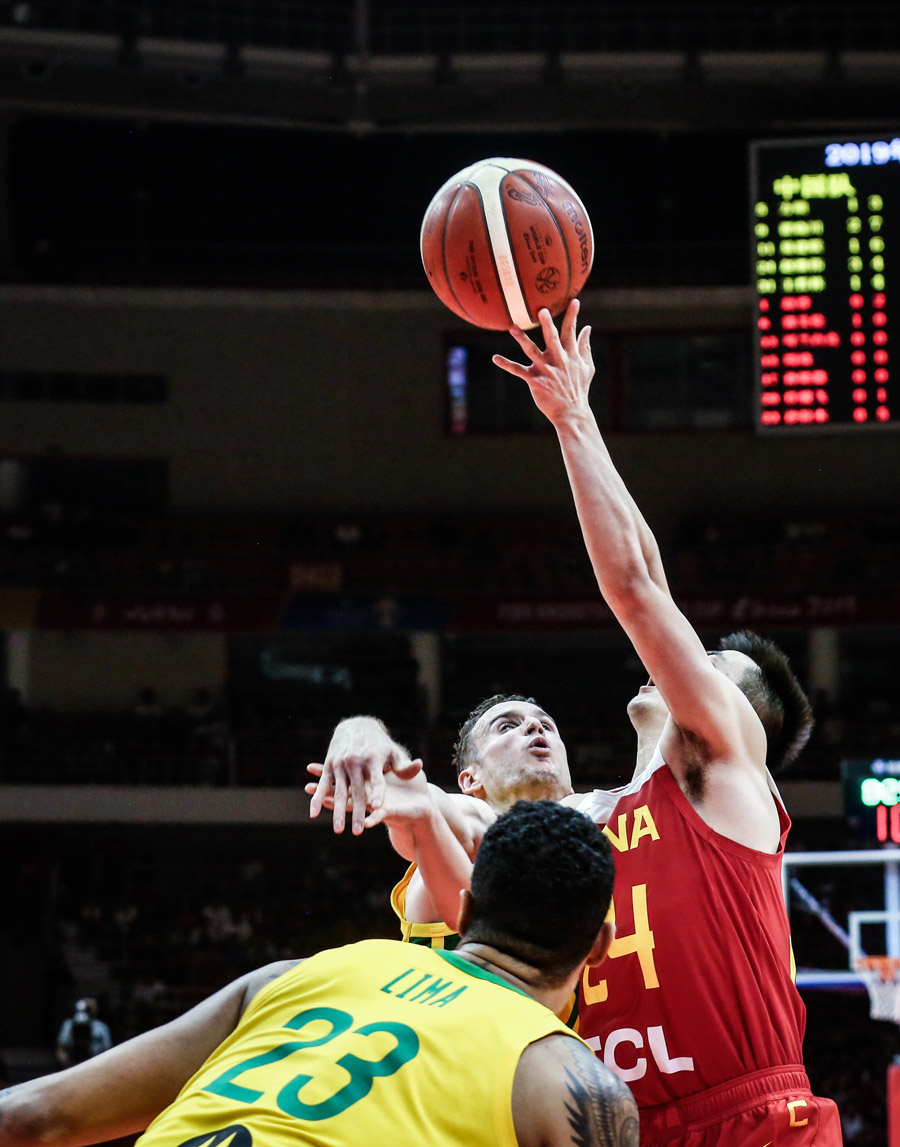 中國男籃惜敗巴西 ▏在漢解開三個問號(圖15) 中國男籃惜敗巴西 ▏在漢解開三個問號(圖15)