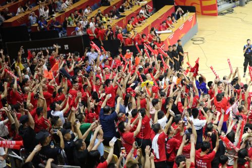 中國男籃惜敗巴西 ▏在漢解開三個問號(圖24) 中國男籃惜敗巴西 ▏在漢解開三個問號(圖24)