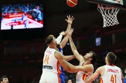 進攻不順防守制勝，西班牙67比60耗死意大利