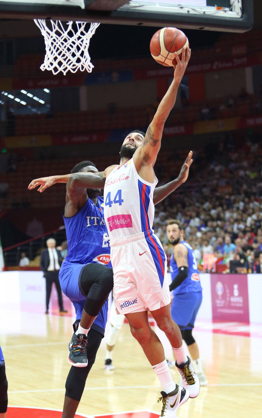 男籃世界杯武漢賽區(qū)比賽圓滿(mǎn)結(jié)束 ▏ 意大利勝波多黎各 塞爾維亞輸給西班牙(圖3)