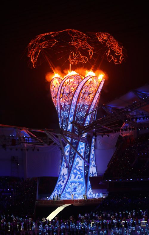 揭秘軍運(yùn)會(huì)開幕式上那些讓人驚艷的創(chuàng)新元素(圖12) 揭秘軍運(yùn)會(huì)開幕式上那些讓人驚艷的創(chuàng)新元素(圖12)