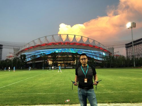 他為軍運(yùn)護(hù)航 ——記武漢體育中心軍運(yùn)會(huì)主場館安保負(fù)責(zé)人蔣龍(圖3) 他為軍運(yùn)護(hù)航 ——記武漢體育中心軍運(yùn)會(huì)主場館安保負(fù)責(zé)人蔣龍(圖3)