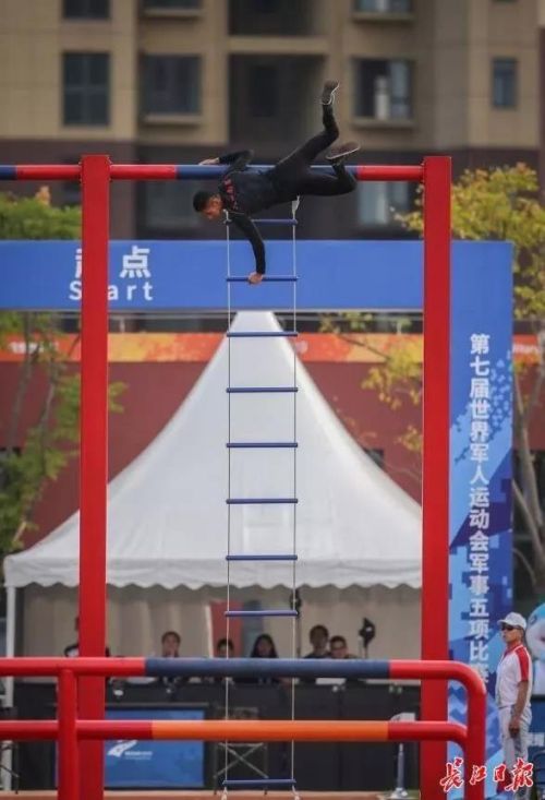 “中國車都”:被實(shí)力耽誤的“體育特長生”(圖27) “中國車都”:被實(shí)力耽誤的“體育特長生”(圖27)