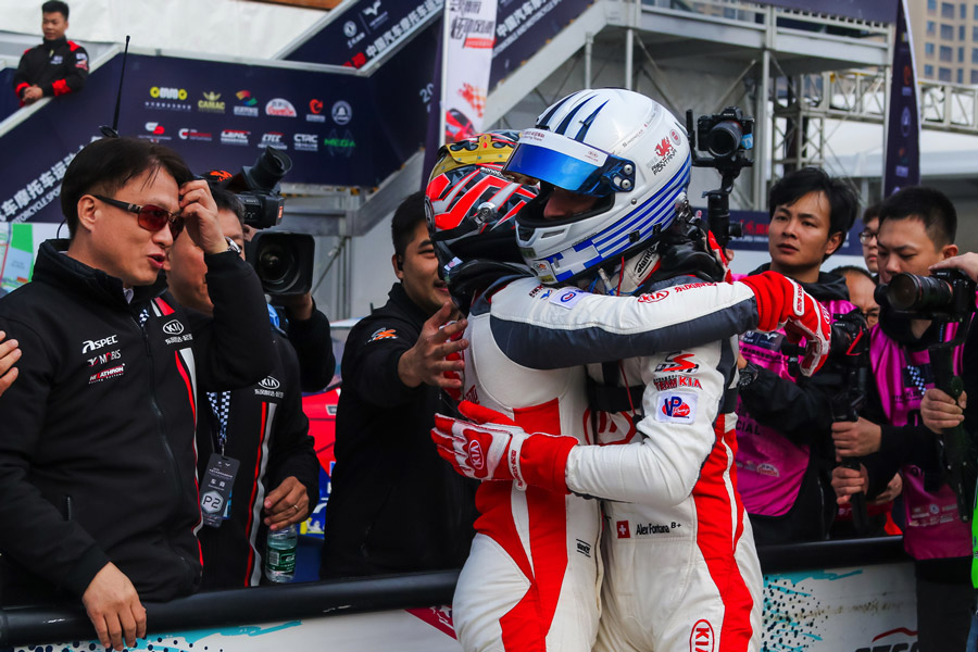 2019東風(fēng)風(fēng)神中國(guó)汽摩運(yùn)動(dòng)大會(huì)圓滿落幕 江城速度譜寫(xiě)賽車(chē)新傳奇(圖10)