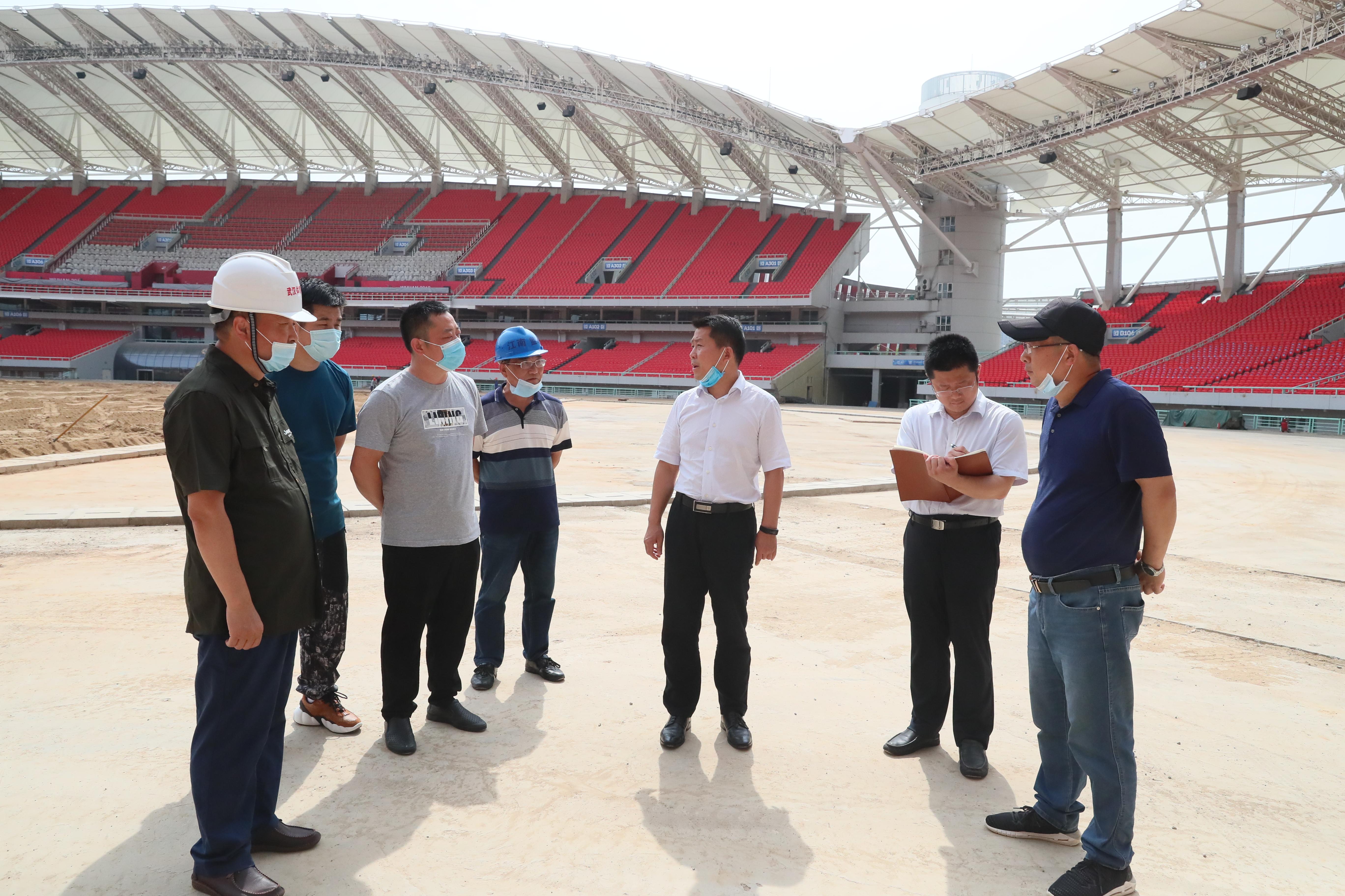 央廣總臺(tái)采訪吳志鋒 武漢體育中心如何浴火重生(圖1) 央廣總臺(tái)采訪吳志鋒 武漢體育中心如何浴火重生(圖1)