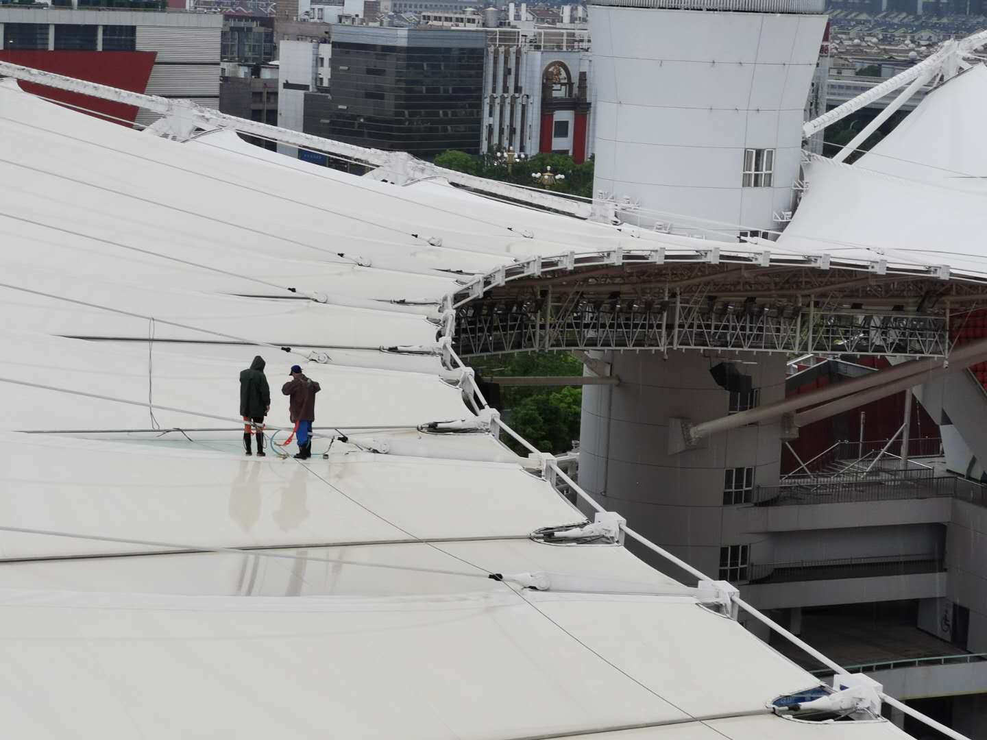 落實(shí)安全生產(chǎn)責(zé)任，強(qiáng)化暴雨應(yīng)急措施，確保復(fù)工復(fù)產(chǎn)工作順利推進(jìn)(圖2)